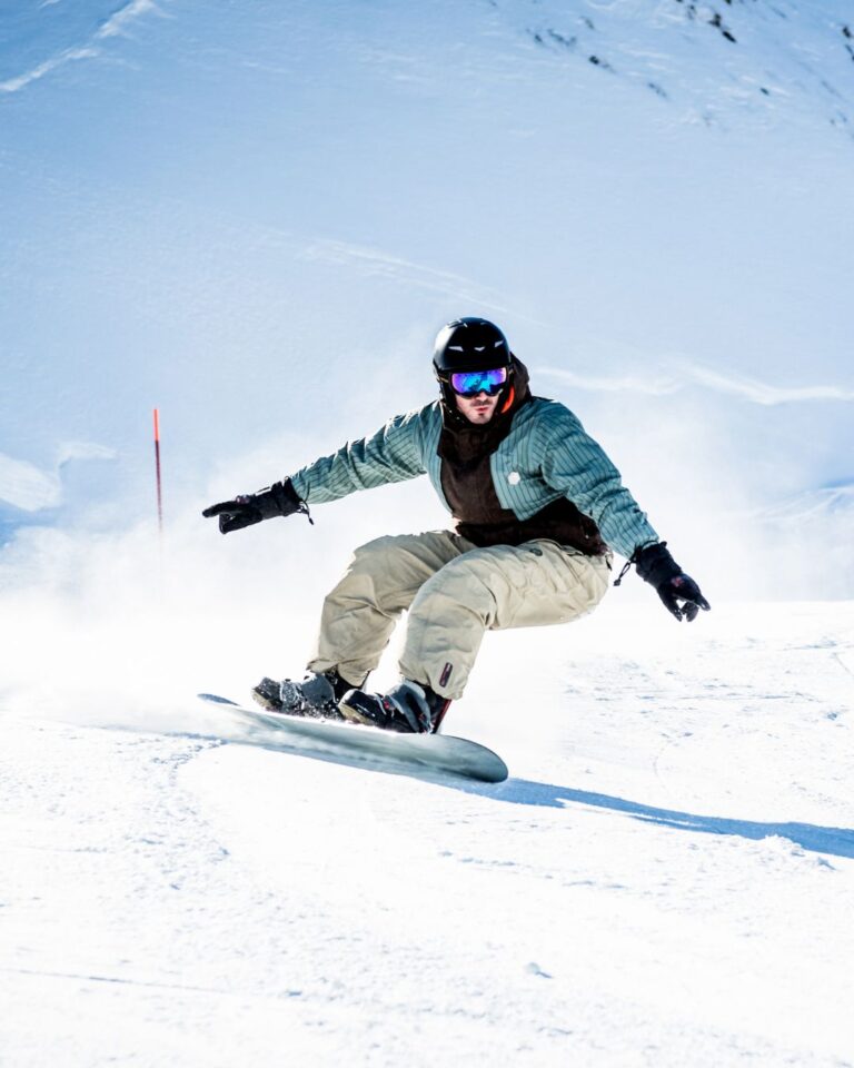 Alquiler de Snowboard en Cerro Catedral: La experiencia definitiva para riders en Bariloche